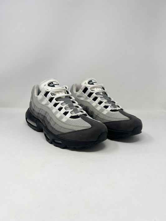Nike Air Max 95 OG Granite 2018 UK9.5