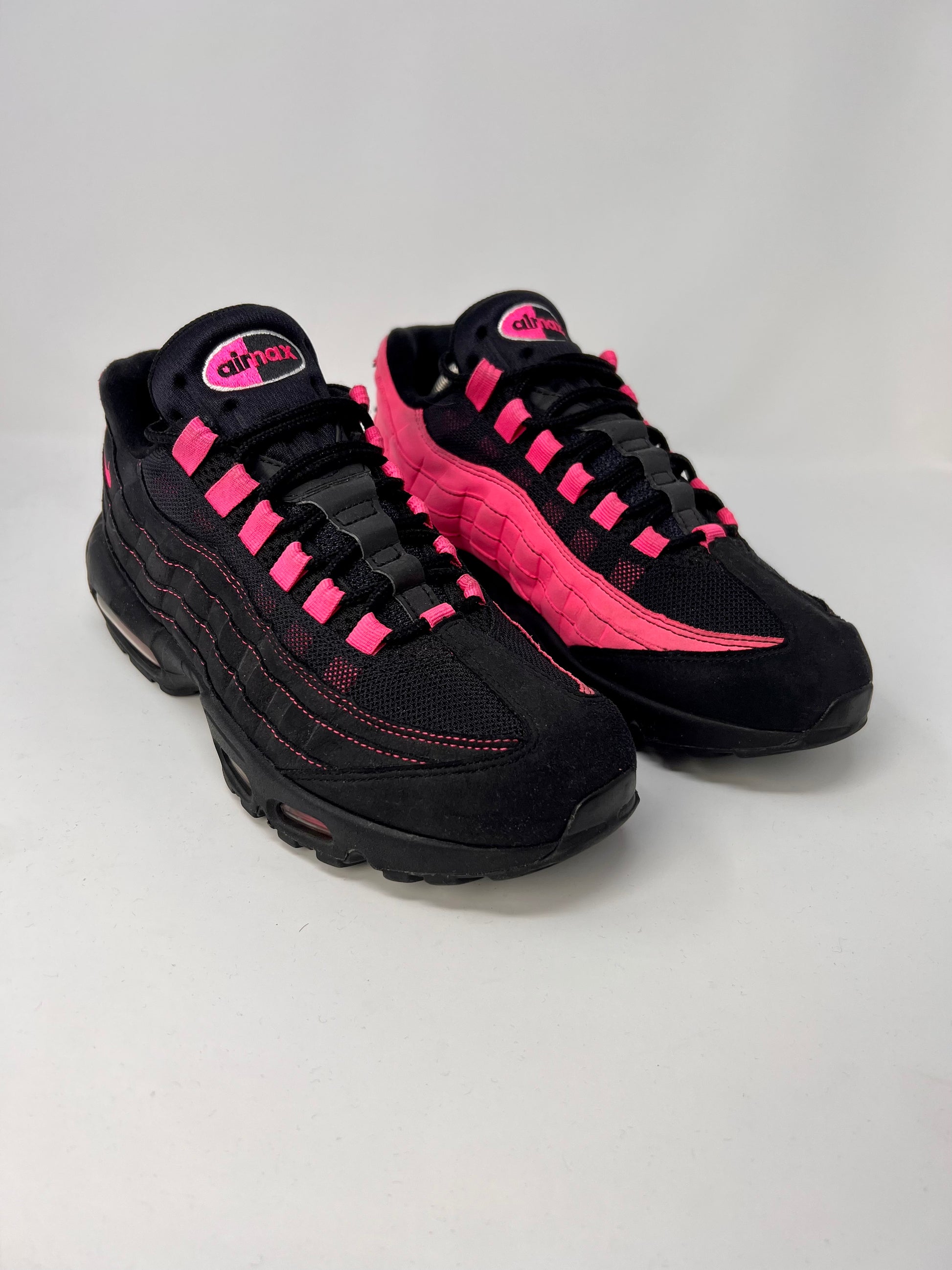 Air max 95 outlet black pink and blue