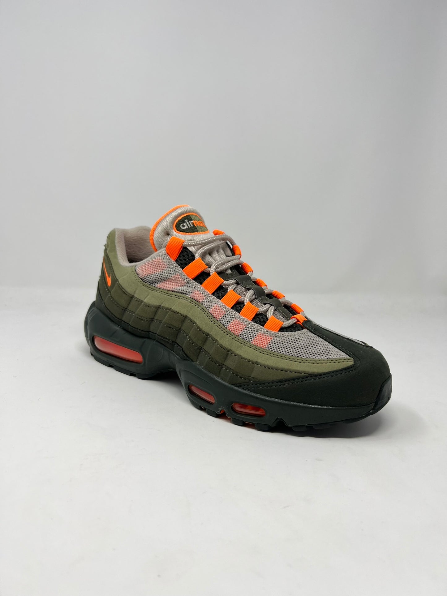 Nike Air Max 95 Total Orange UK7.5