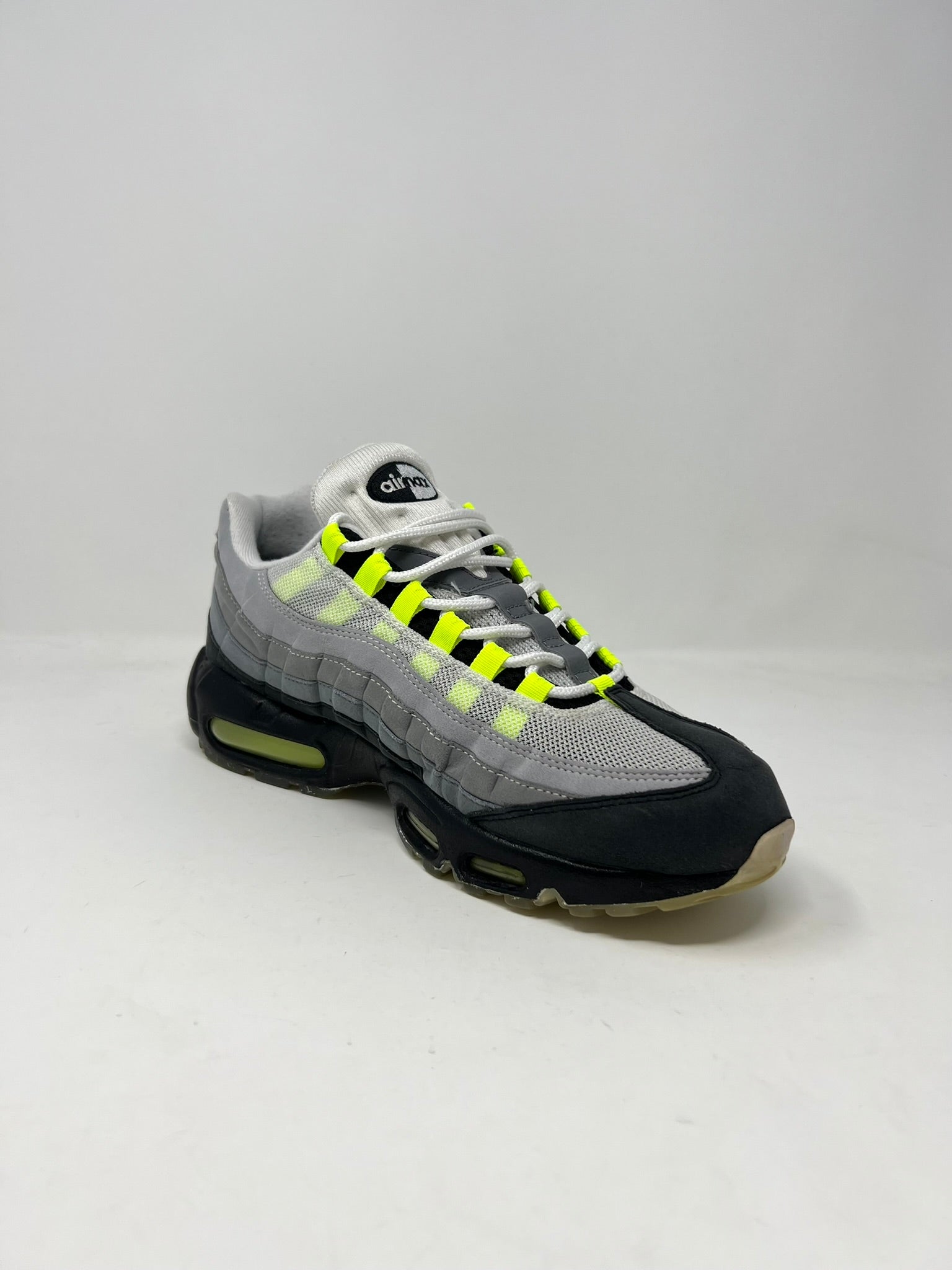 Original nike 95 on sale