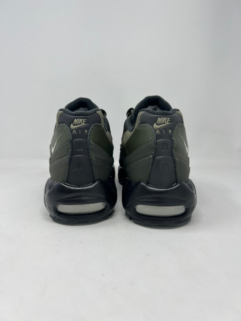 Nike Air Max 95 Sequoia Khaki UK10.5 Brand New