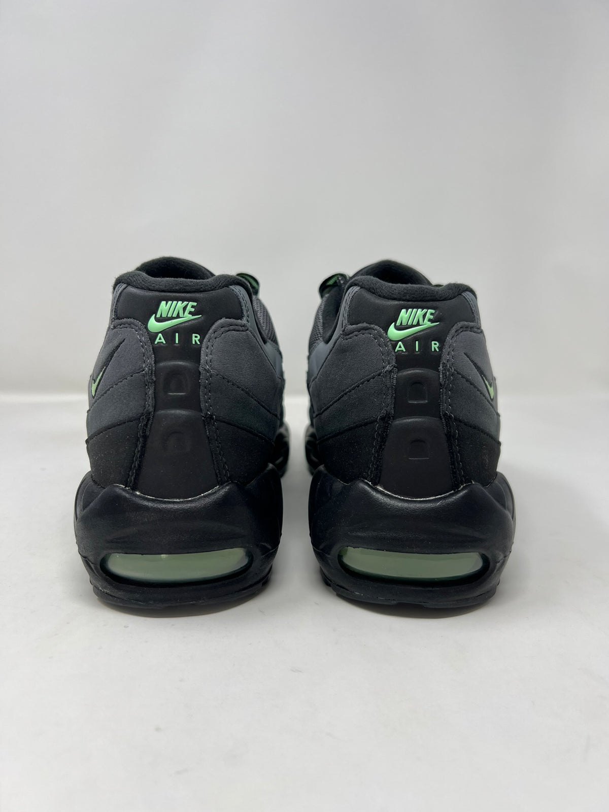 Nike Air Max 95 Vapour Green UK9 Brand New