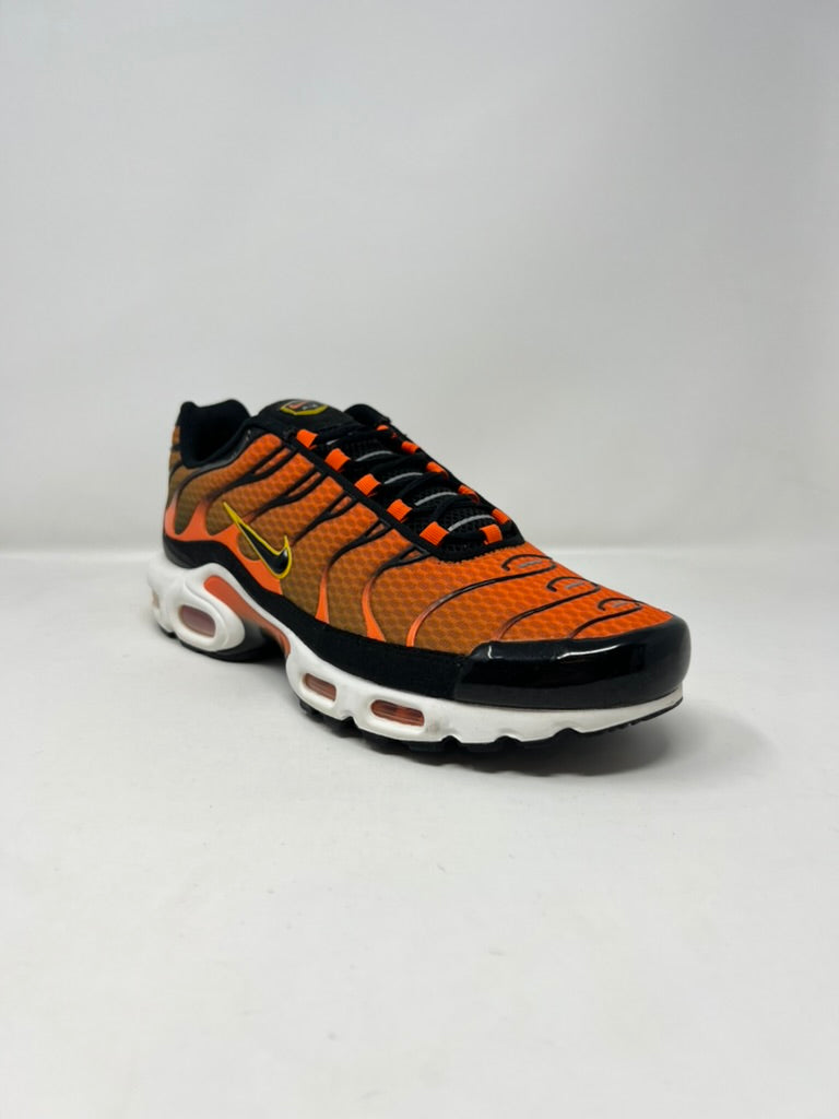 Nike Air Max Plus Safety Orange Black UK11