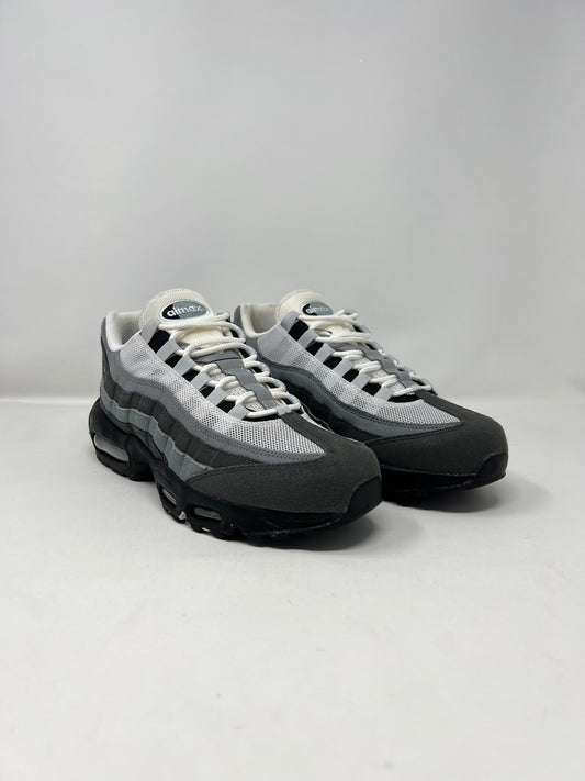 Nike Air Max 95 Jewel Swoosh Grey UK8
