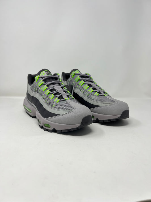 Nike Air Max 95 Utility Electric Green UK9.5 Brand New