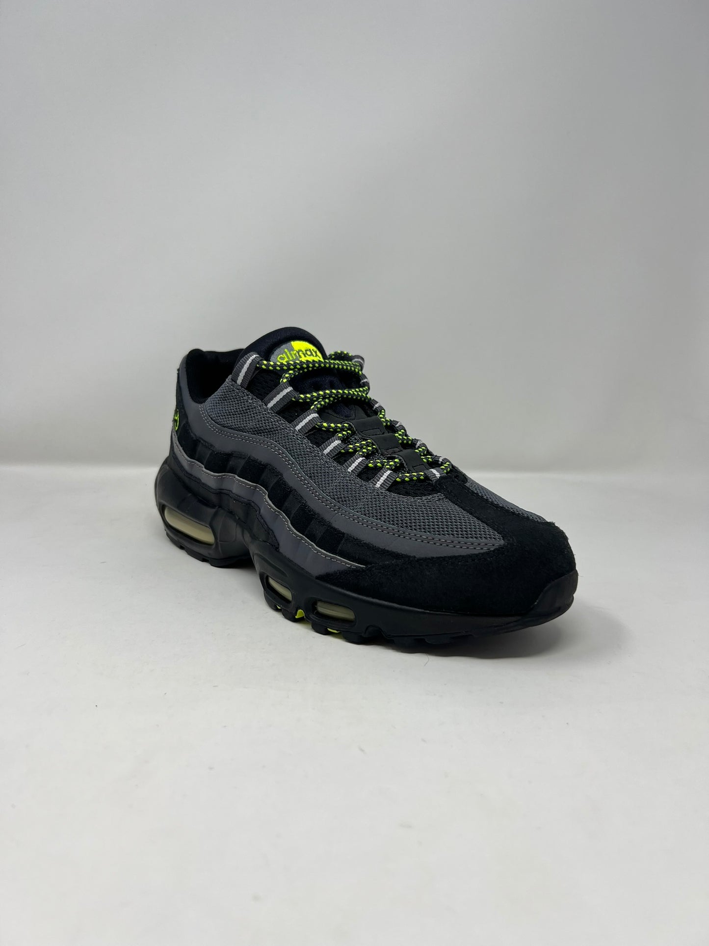 Nike Air Max 95 Anthracite Volt UK8.5