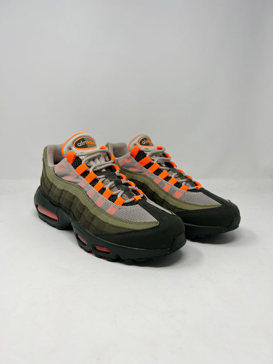 Nike Air Max 95 Total Orange UK7.5