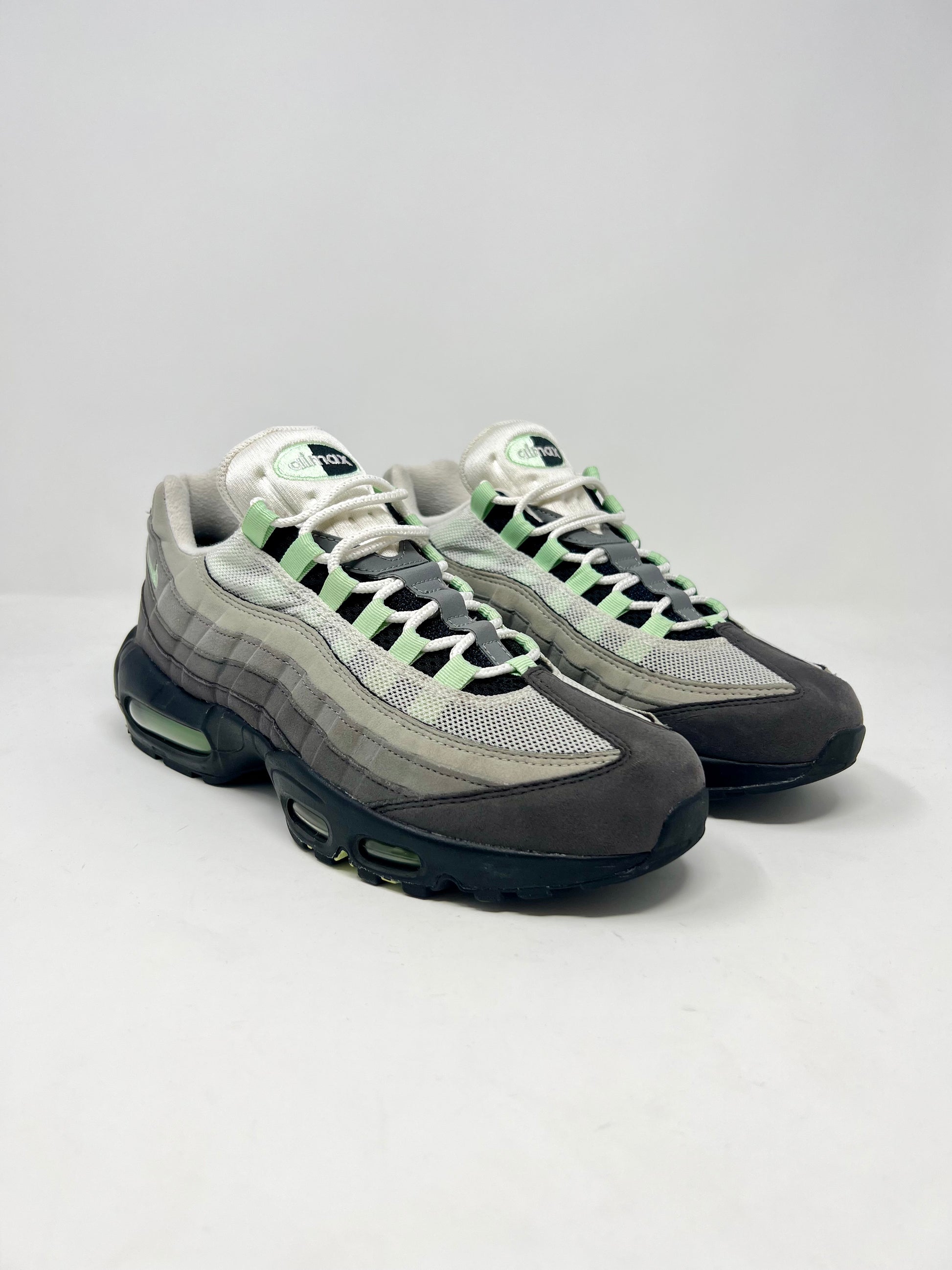 Mint nike air max 95 on sale