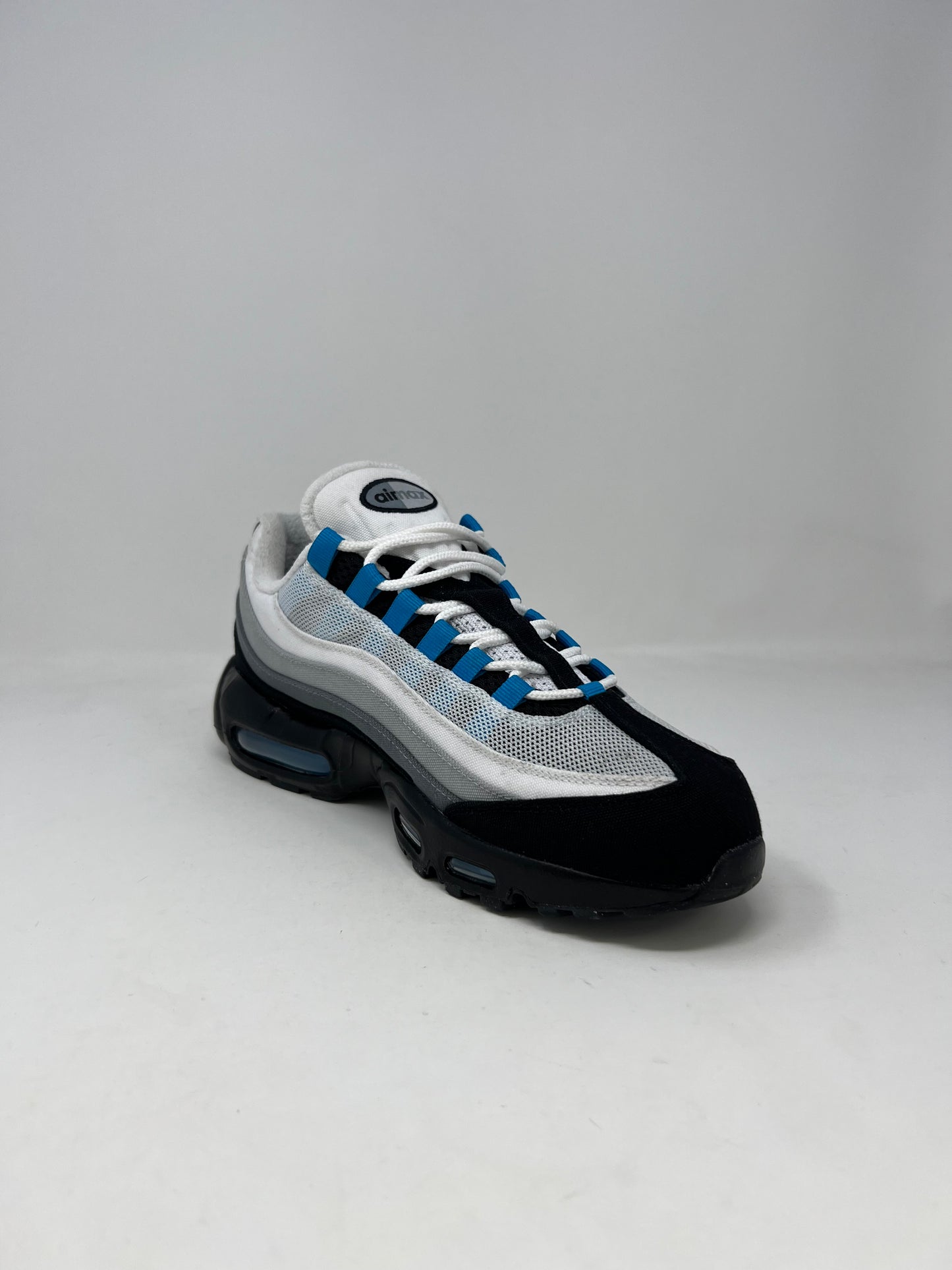 Nike Air Max 95 ID Photo Blue UK8