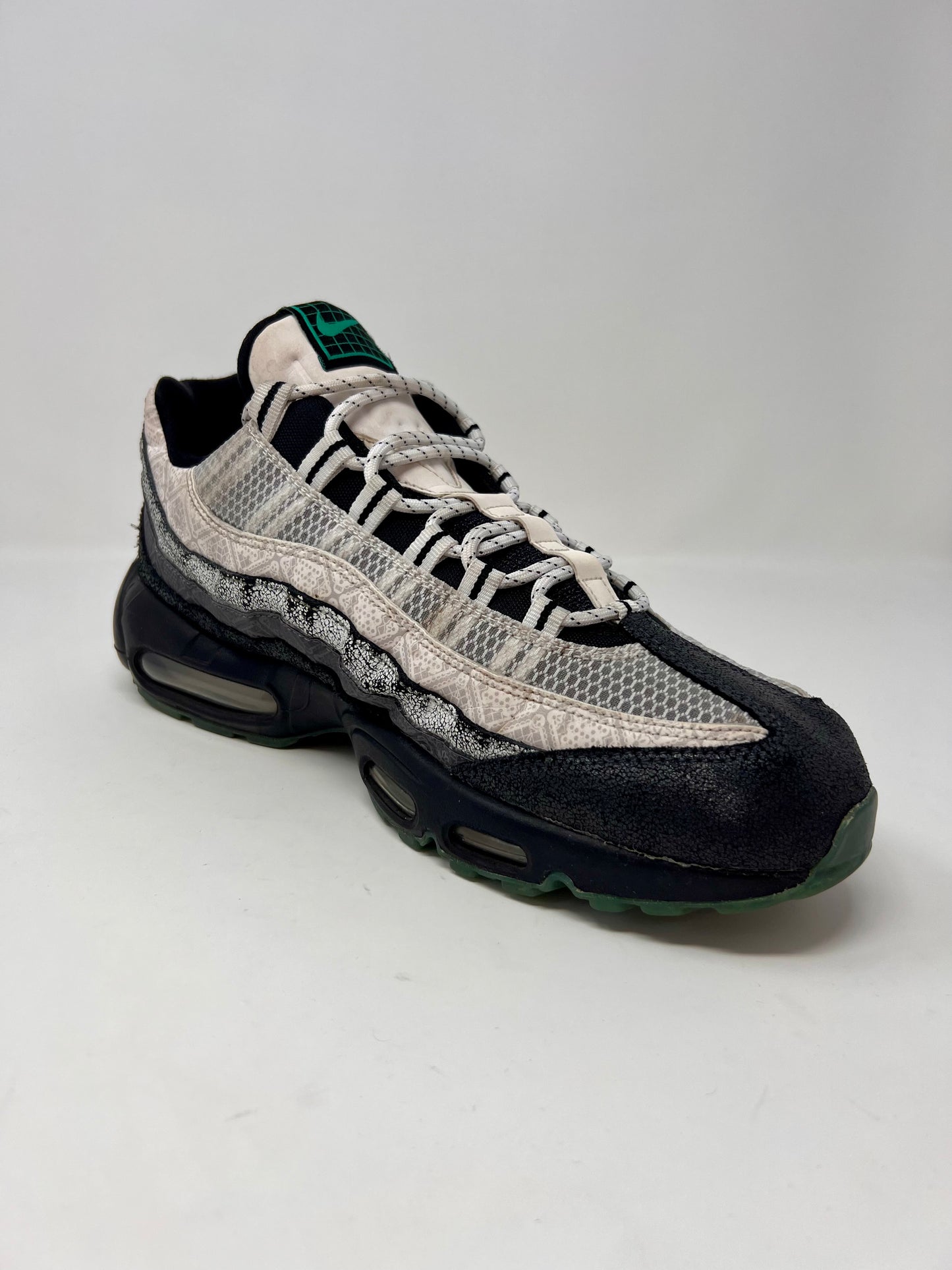 Nike Air Max 95 Day Of The Dead UK10.5