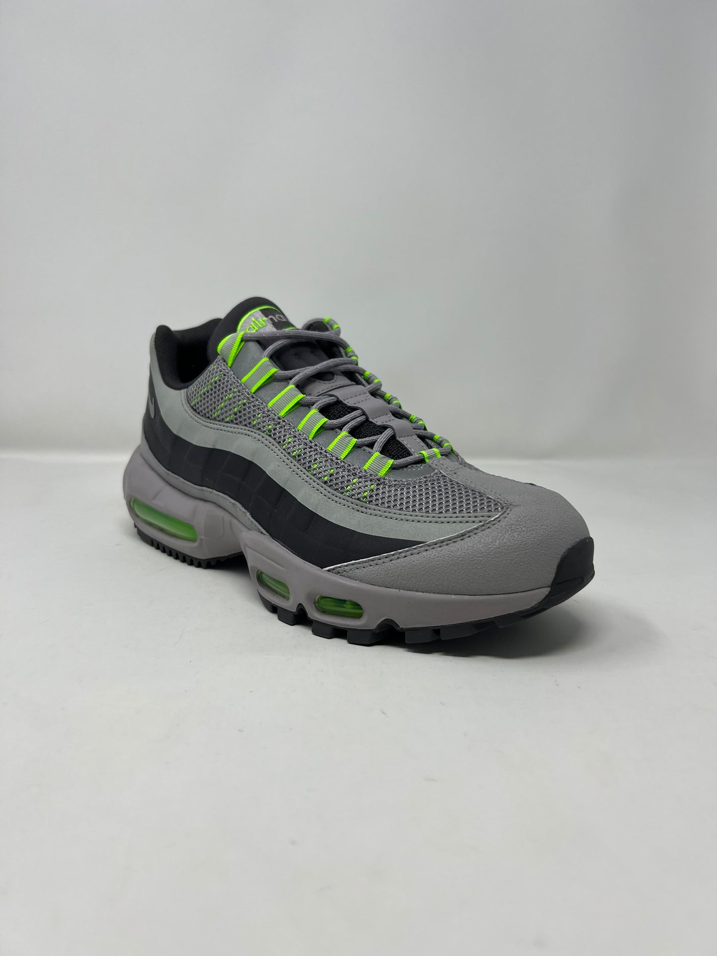 Nike Air Max 95 Utility Electric Green UK9.5 Brand New