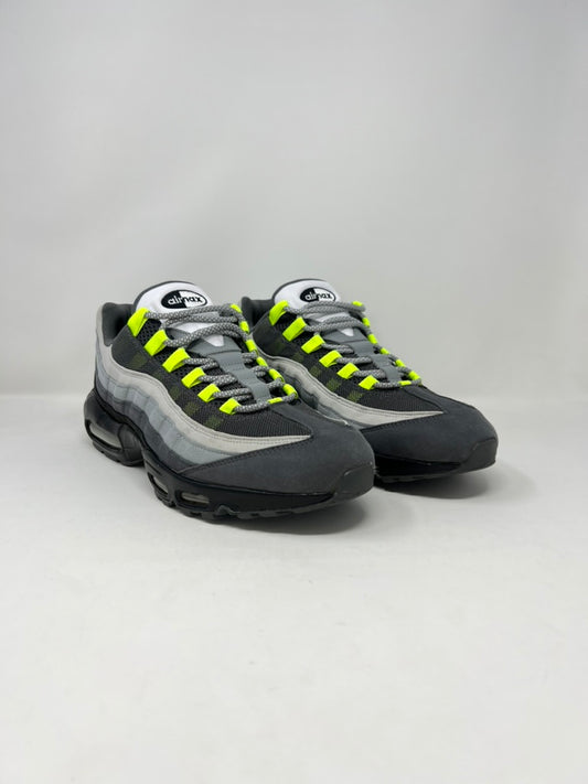 Nike Air Max 95 Neon ID UK11