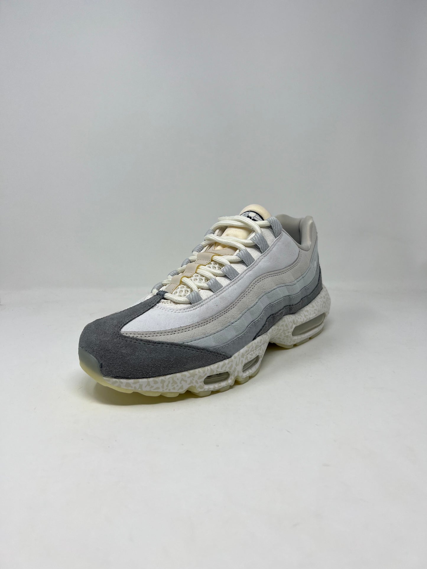 Nike Air Max 95 Anatomy Of Air Light Bone UK8.5 Brand New