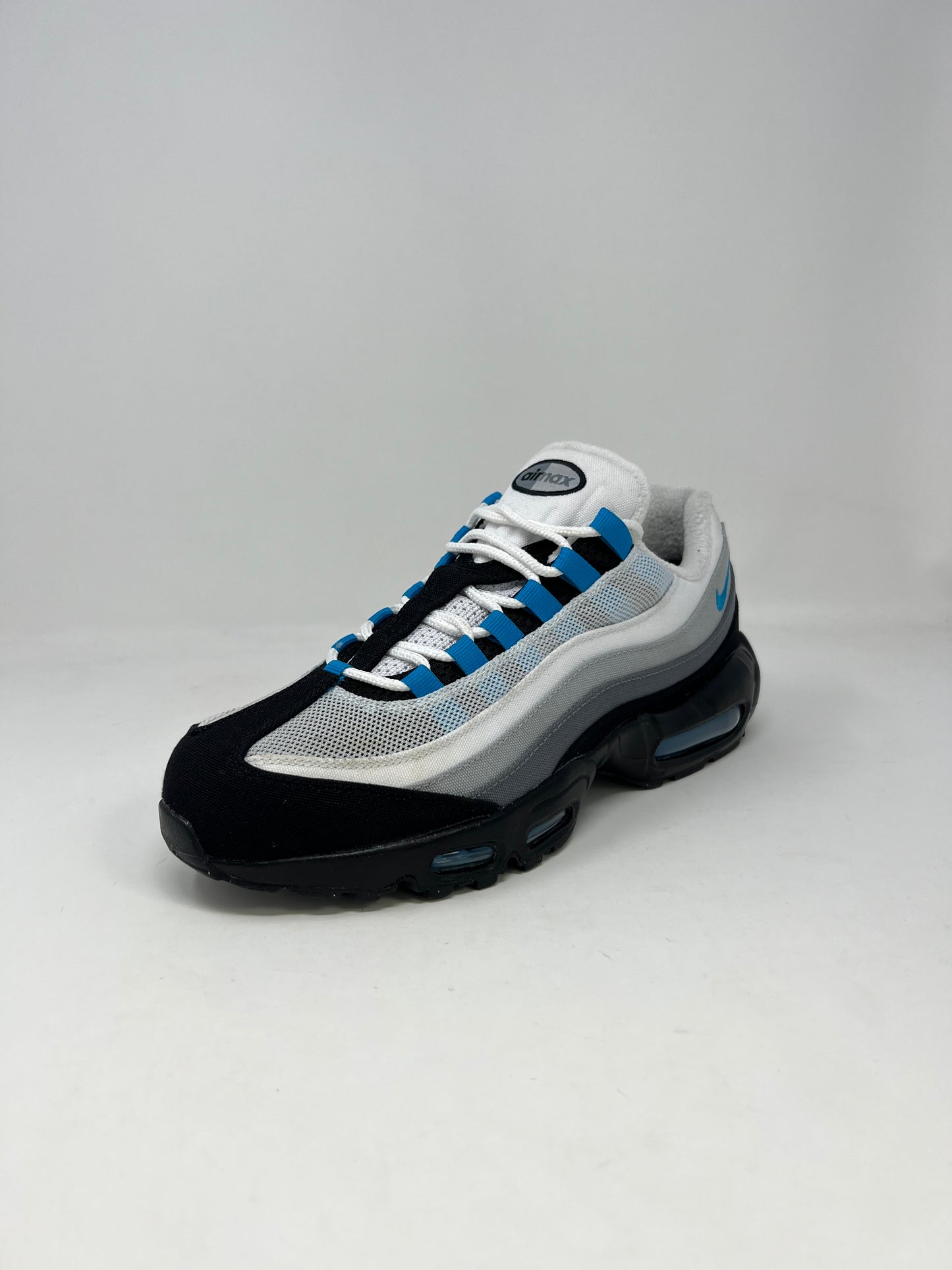 Nike Air Max 95 ID Photo Blue UK8