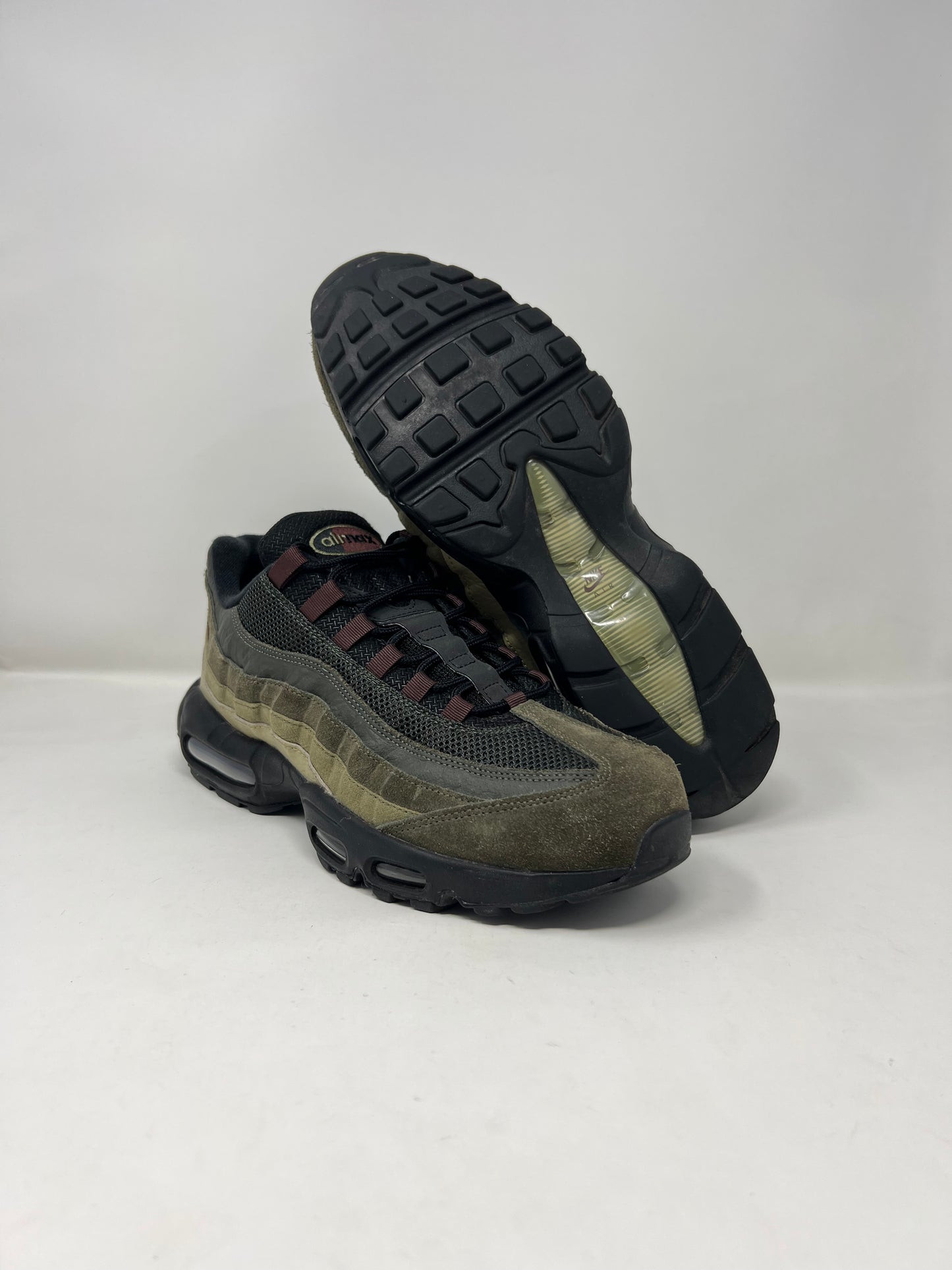 Nike Air Max 95 Black Earth UK12