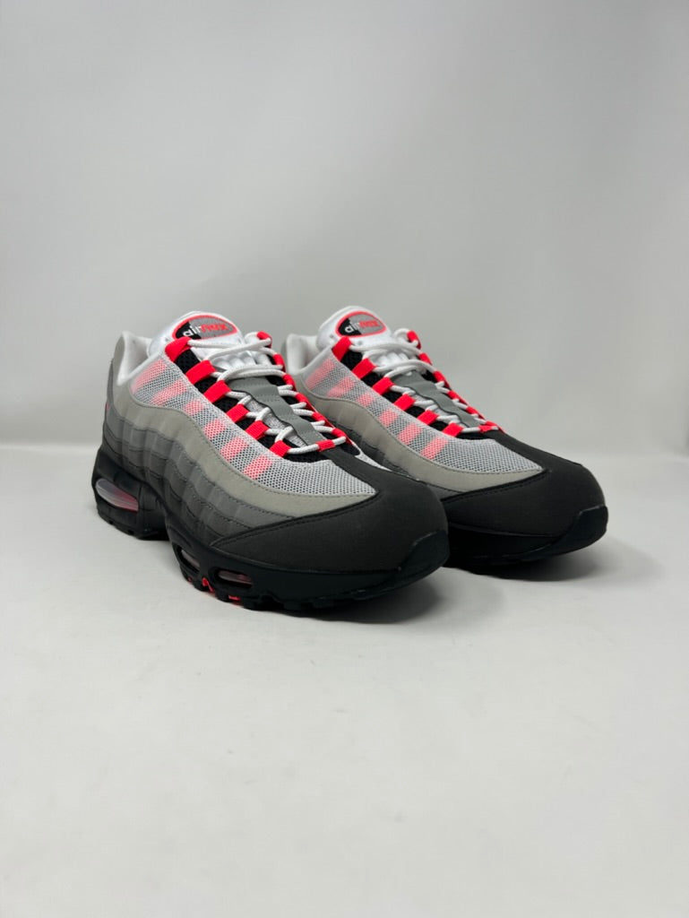 Nike Air Max Solar Red OG Solar Red UK11 Brand New