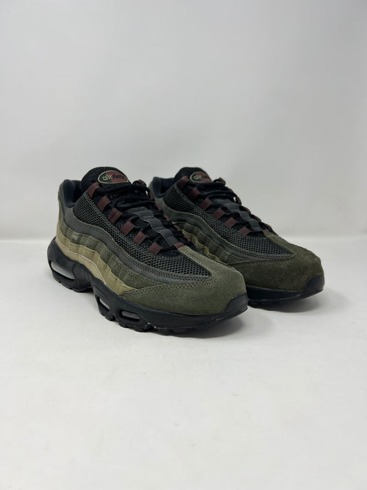 Nike Air Max 95 Black Earth UK8