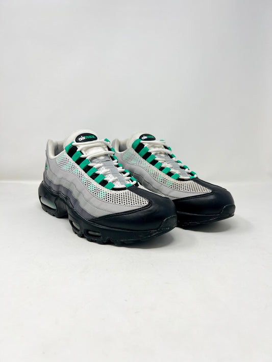 Nike Air Max 95 Stadium Green UK9