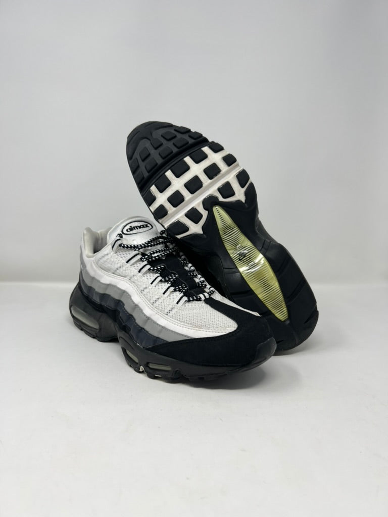 Nike Air Max 95 Tuxedo UK9.5