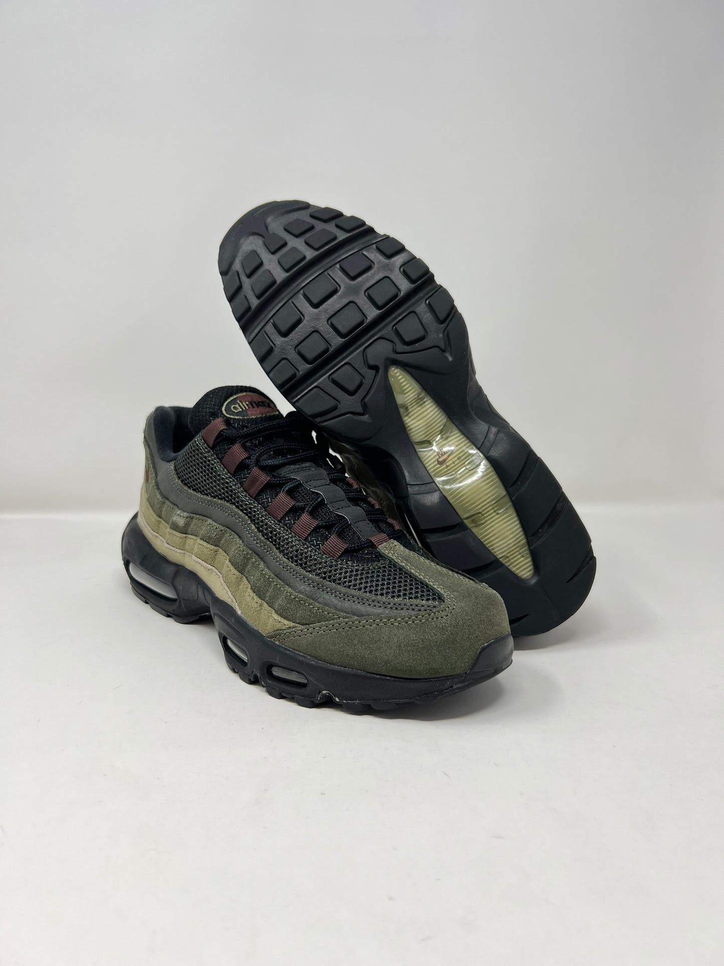 Nike Air Max 95 Black Earth UK8