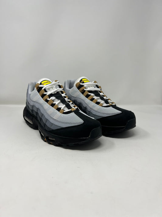 Nike Air Max 95 Yellow Strike UK9.5 Brand New