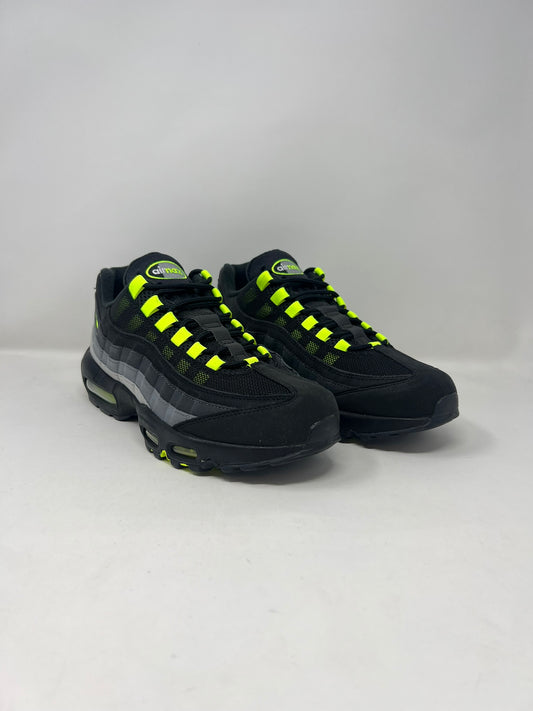 Nike Air Max 95 Reverse Neon UK9
