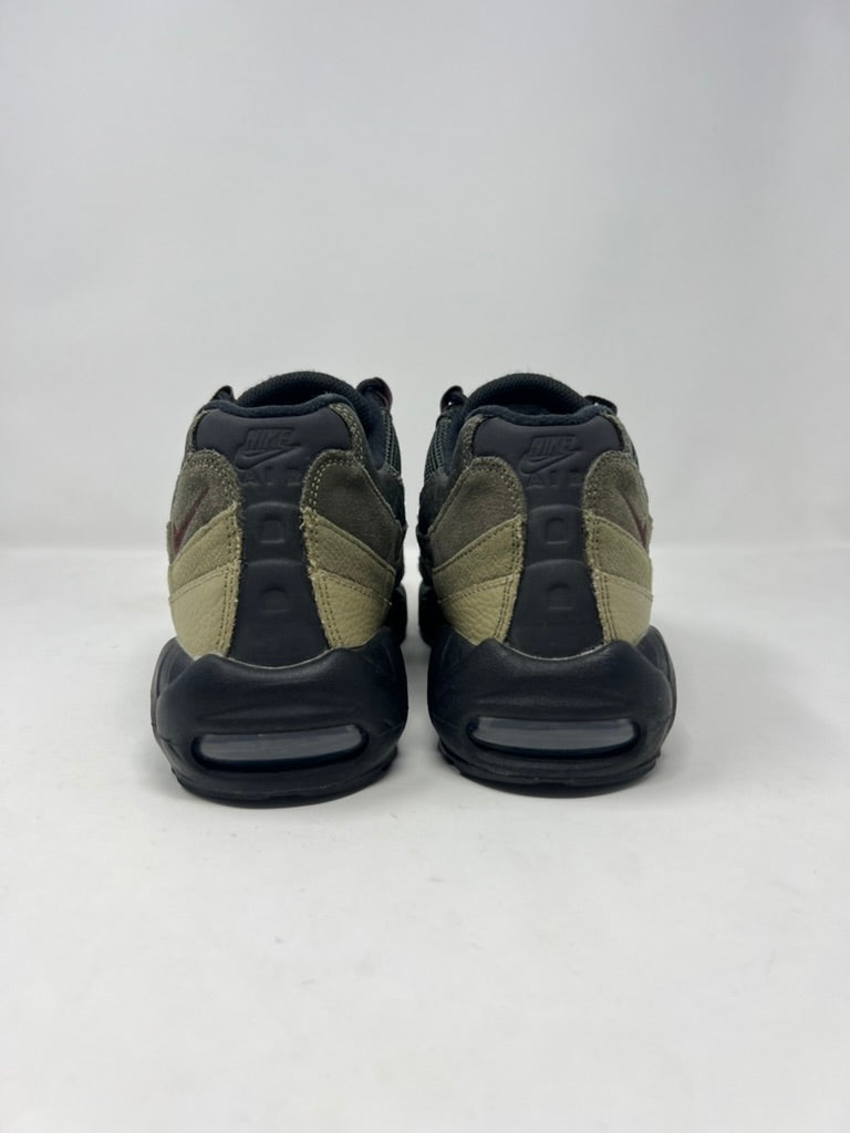 Nike Air Max 95 Black Earth UK10