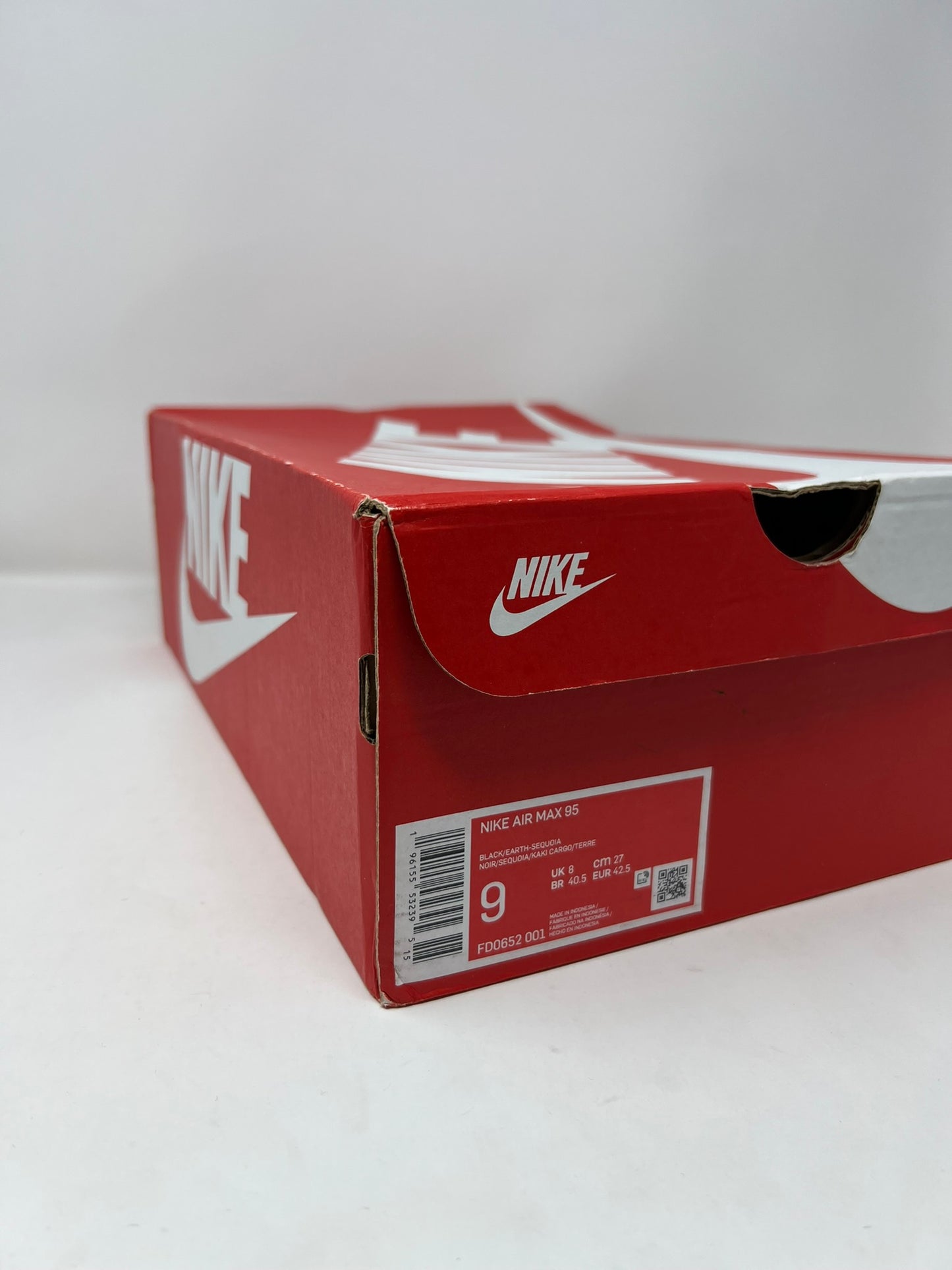 Nike Air Max 95 Black Earth UK8