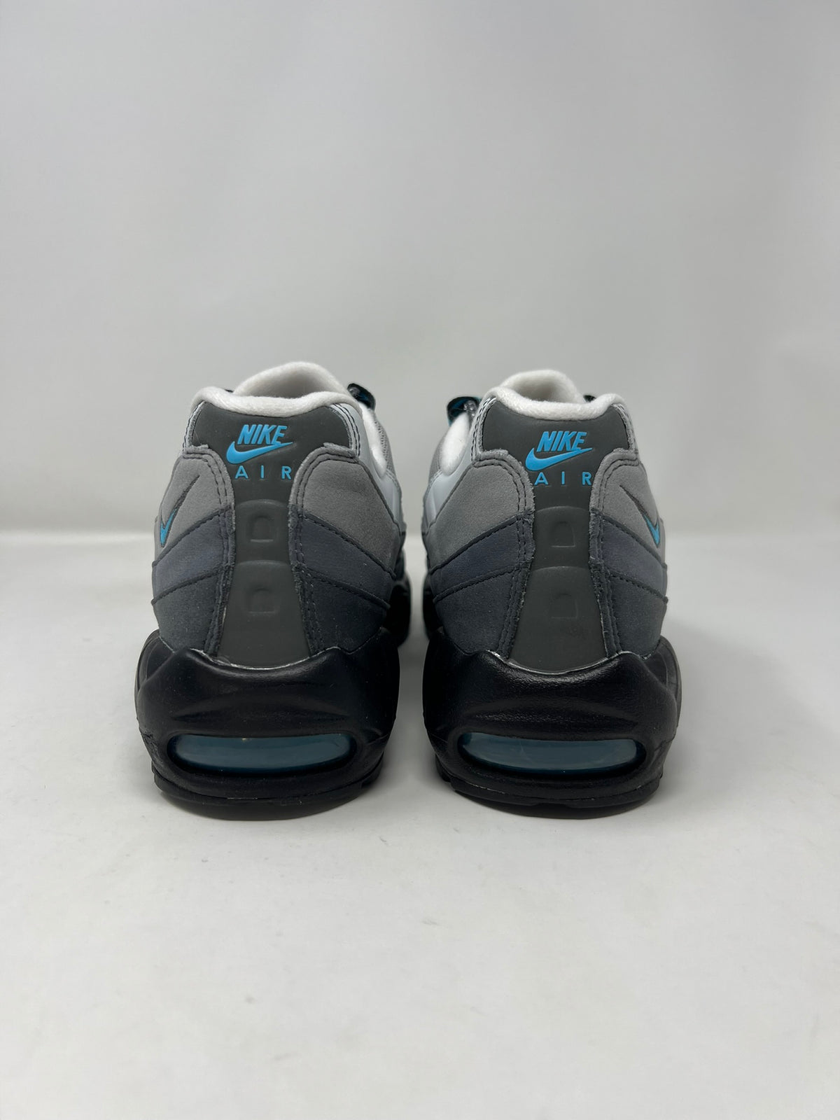 Nike Air Max 95 Baltic Blue UK8.5 Brand New