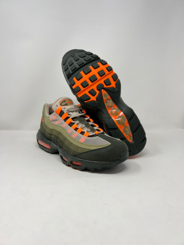 Nike Air Max 95 Total Orange UK10