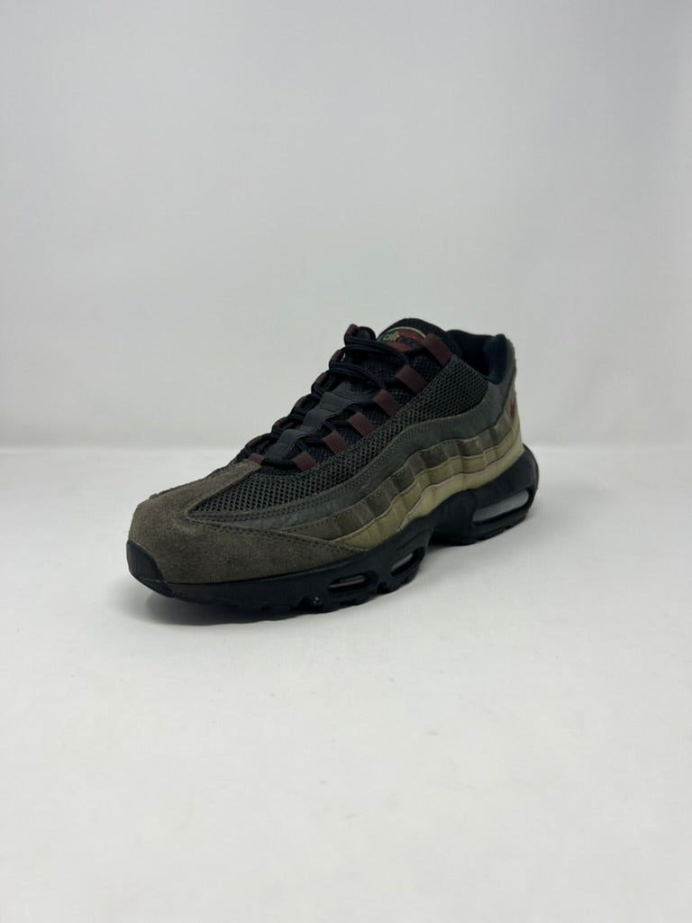 Nike Air Max 95 Black Earth UK10