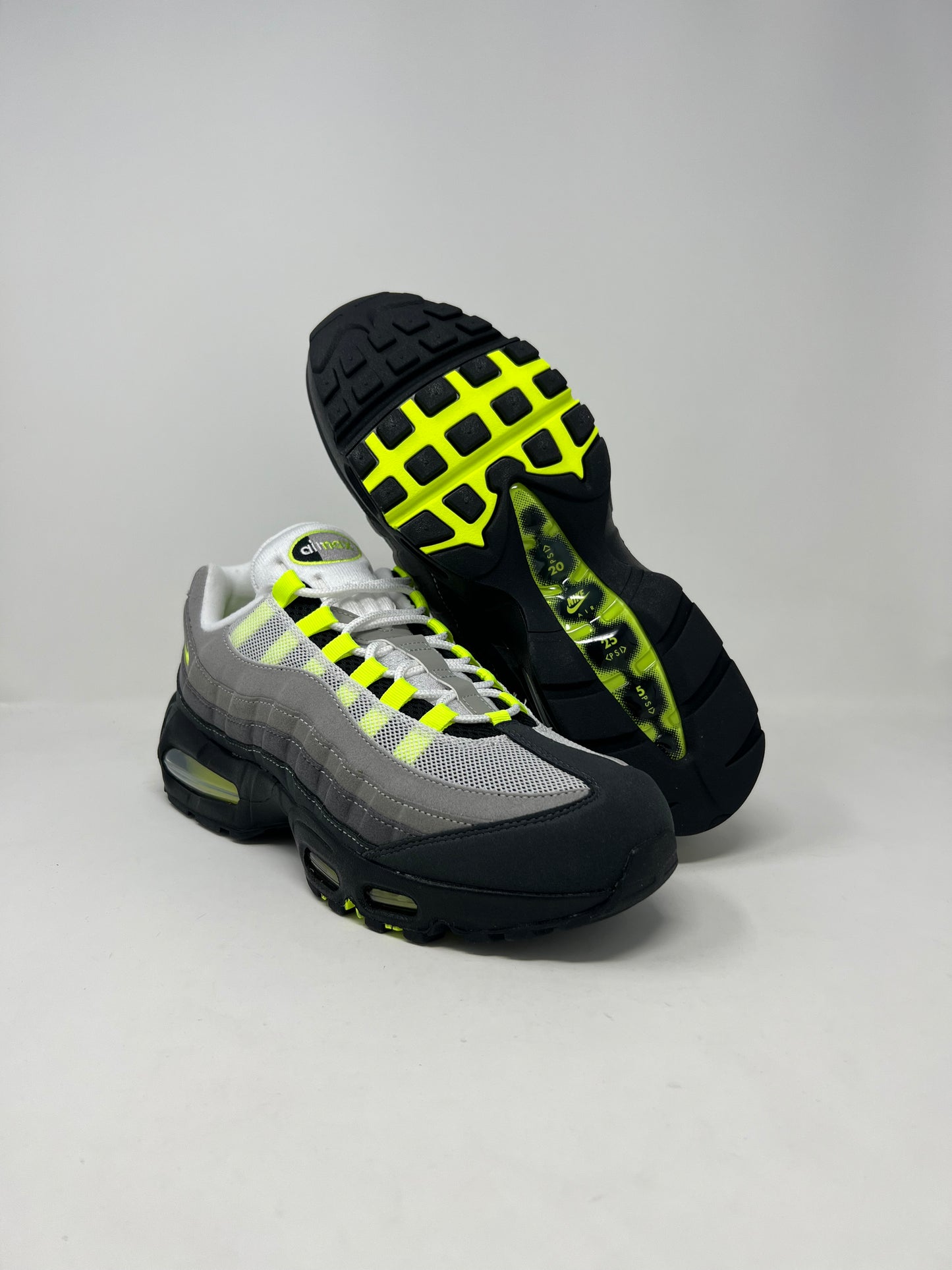 Nike Air Max 95 OG Neon Big Bubble UK9.5 Brand New