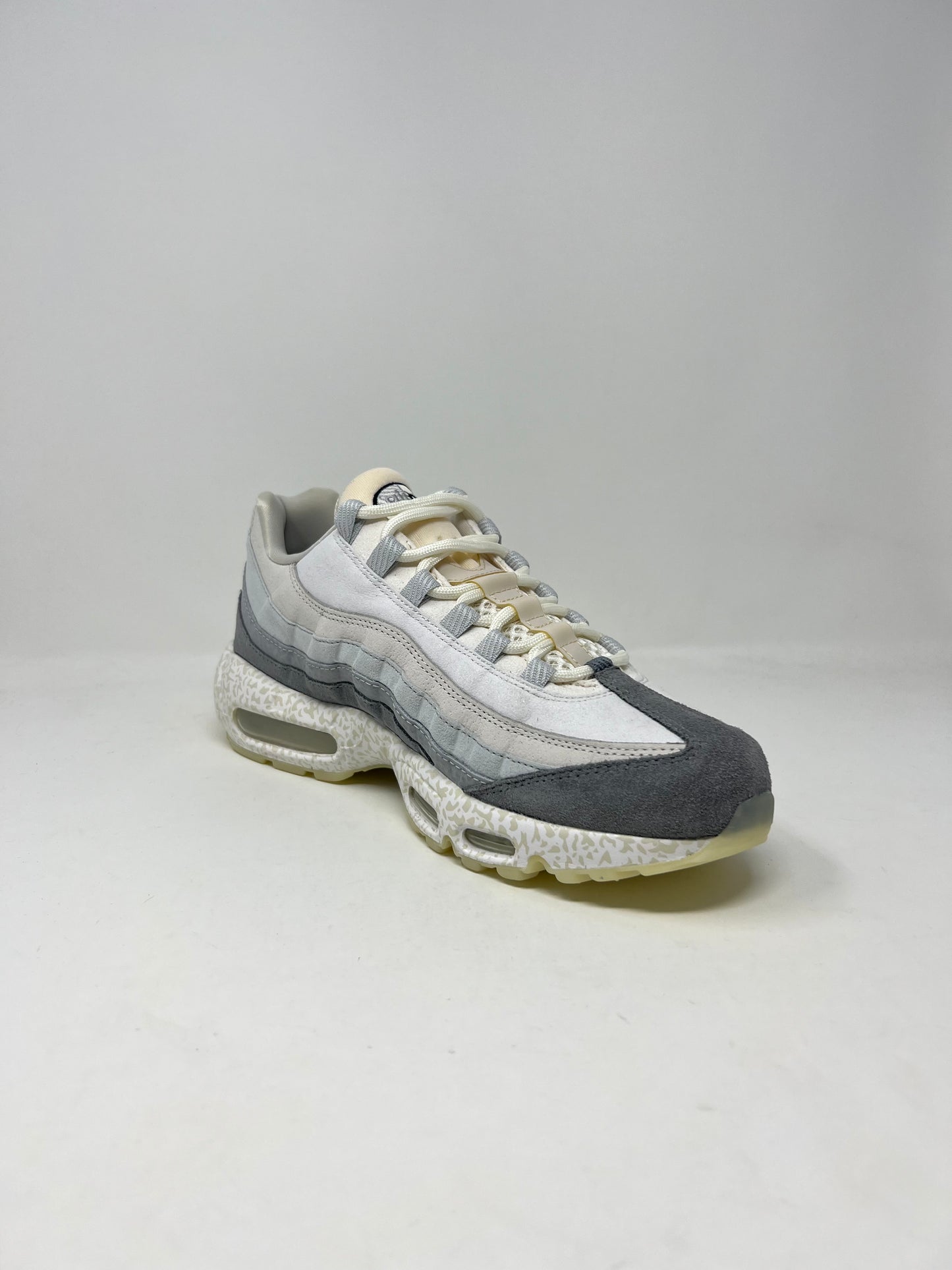 Nike Air Max 95 Anatomy Of Air Light Bone UK8.5 Brand New