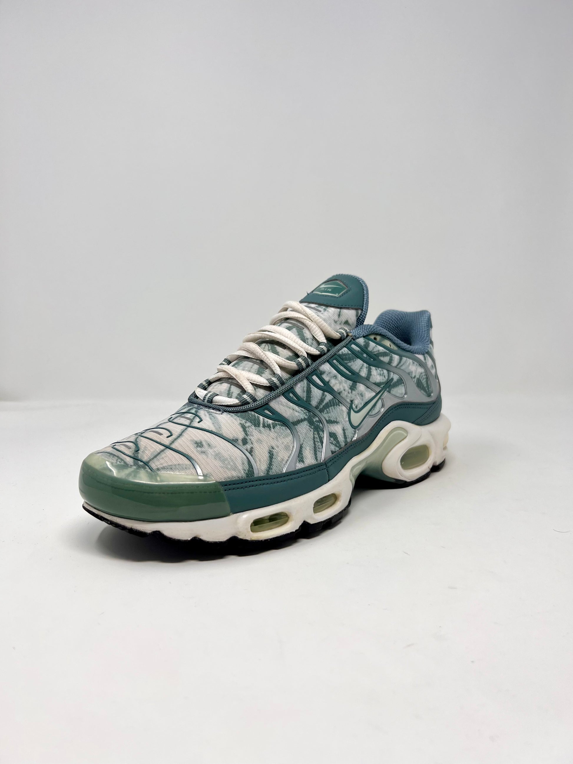 Nike Air Max Plus TN Palm Trees Green 2018 UK8.5 The Stash