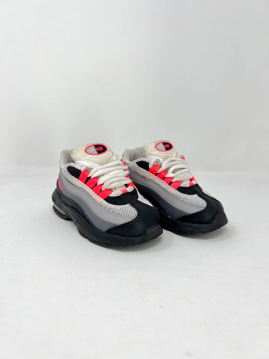 Nike Air Max 95 Solar Red TD UK6.5